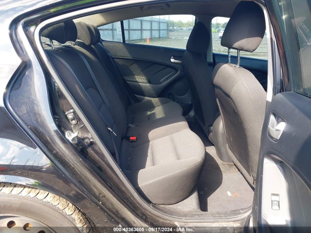 KIA FORTE LX 2017 3KPFK4A75HE070586 Image 8