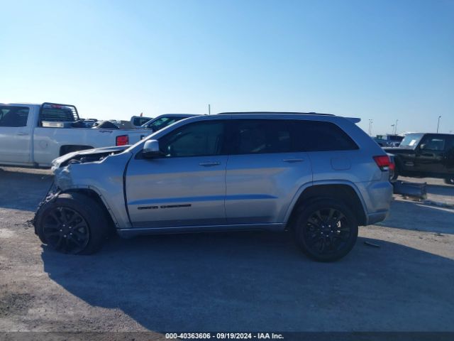 1C4RJEAG4KC602611 Jeep Grand Cherokee Altitude 4x2