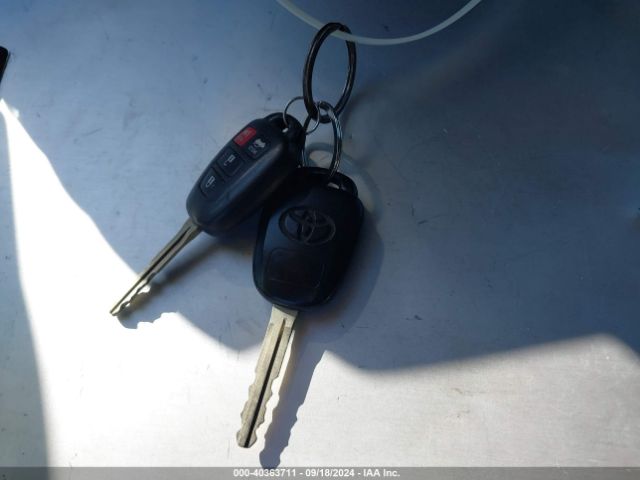 5YFBURHE1FP292905 Toyota Corolla Le Plus