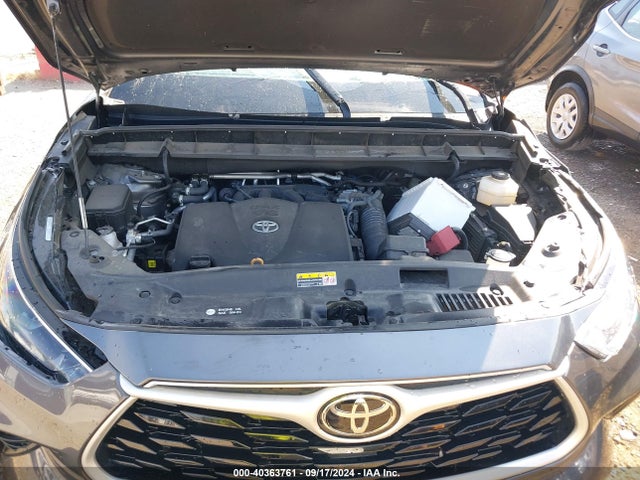Toyota Highlander Xle 2022 5TDGZRBHXNS591888 Image 10
