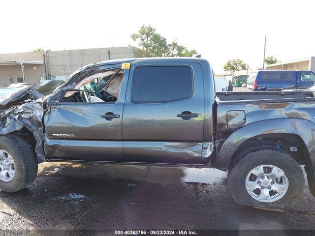 Toyota Tacoma Base V6 2015 3TMLU4EN8FM187507 Image 14
