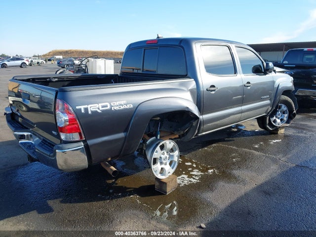 Toyota Tacoma Base V6 2015 3TMLU4EN8FM187507 Image 4