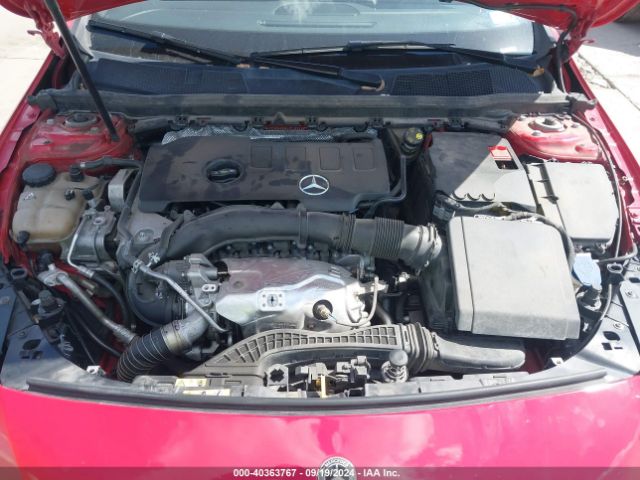 WDD3G4EB3KW016323 Mercedes-Benz A 220