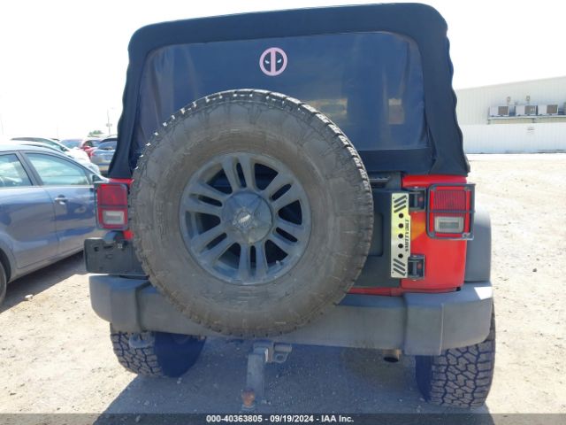1C4BJWDGXEL320061 Jeep Wrangler Unlimited Sport