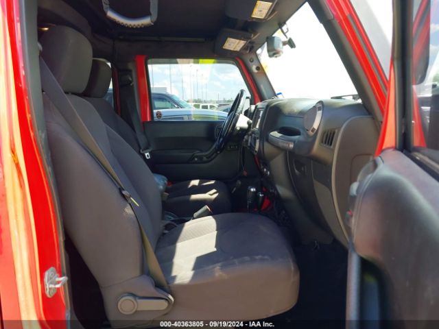 1C4BJWDGXEL320061 Jeep Wrangler Unlimited Sport