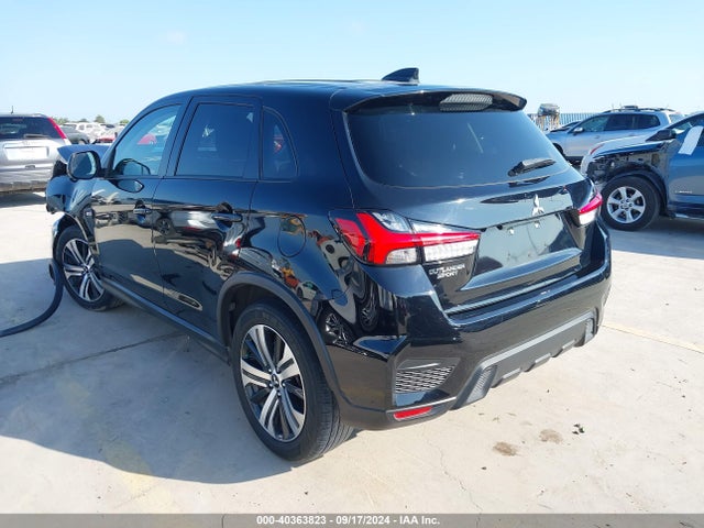 2021 MITSUBISHI OUTLANDER SPORT JA4APUAU8MU013127 Photo 2