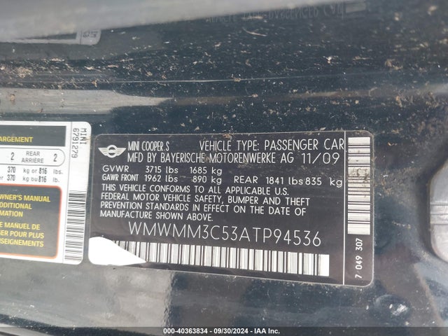 2010 MINI COOPER S CLUBMAN WMWMM3C53ATP94536 Photo 8