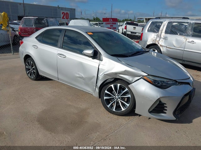 Toyota COROLLA SE 2017 5YFBURHE9HP575118 Image 1