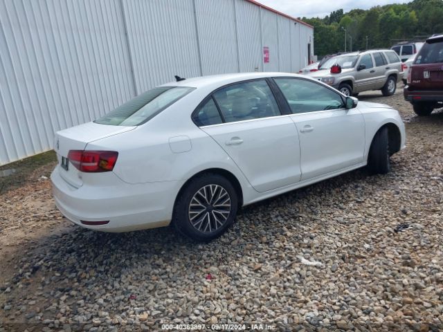 3VWDB7AJ8HM385955 Volkswagen Jetta 1.4t Se