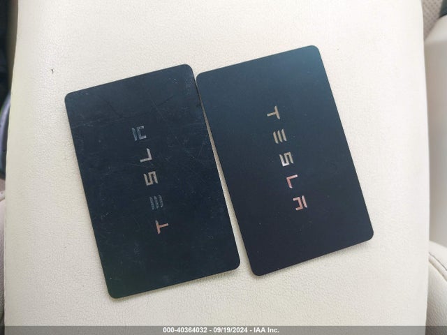2022 TESLA MODEL 3 5YJ3E1EB2NF335266 Photo 10
