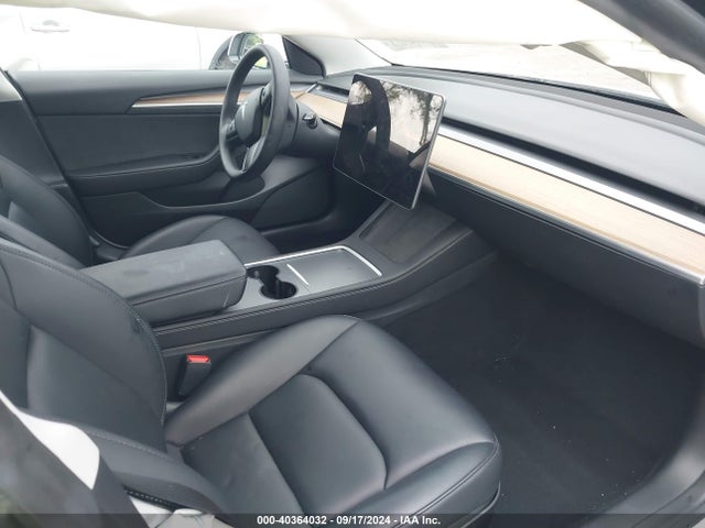 2022 TESLA MODEL 3 5YJ3E1EB2NF335266 Photo 4