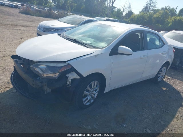 Toyota COROLLA LE 2015 5YFBURHE0FP226197 Image 2