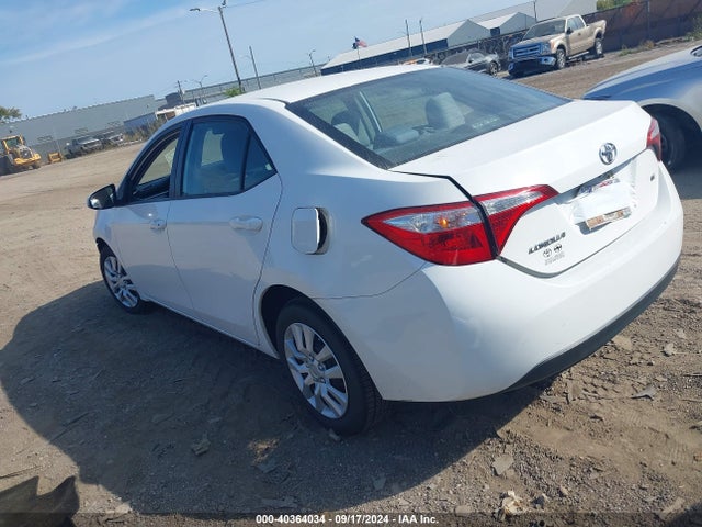 Toyota COROLLA LE 2015 5YFBURHE0FP226197 Image 3
