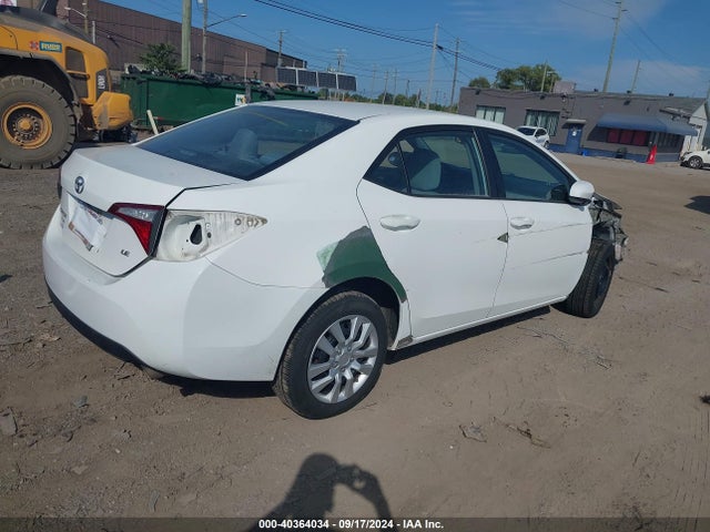 Toyota COROLLA LE 2015 5YFBURHE0FP226197 Image 4