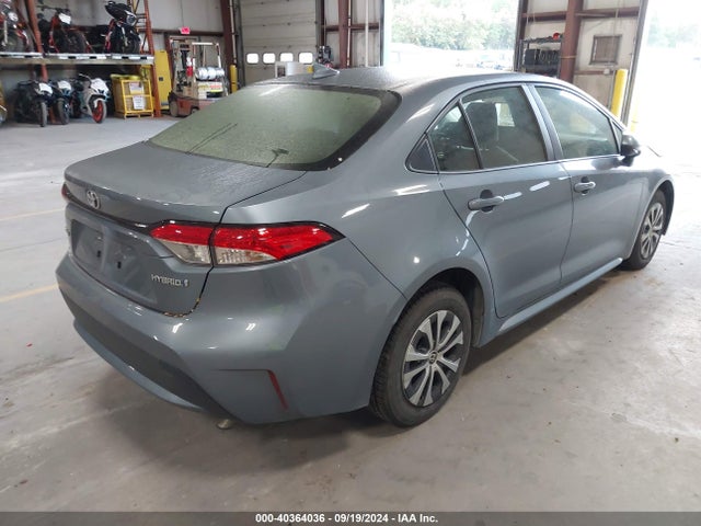 Toyota Corolla Hybrid Le 2022 JTDEAMDE5NJ047557 Image 4