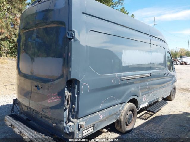 1FTBR3X88LKA18542 Ford Transit-250 Cargo Van