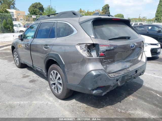 4S4BTADC8R3111137 Subaru Outback Premium