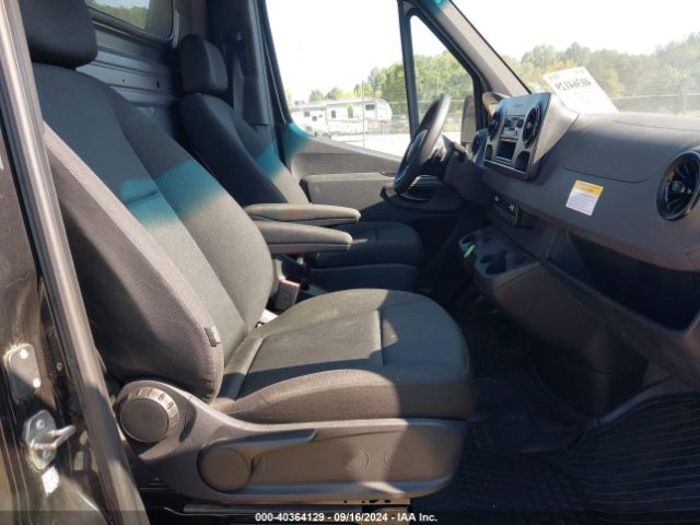 WD4PF1CD9KP169712 Mercedes-Benz Sprinter 2500 High Roof V6