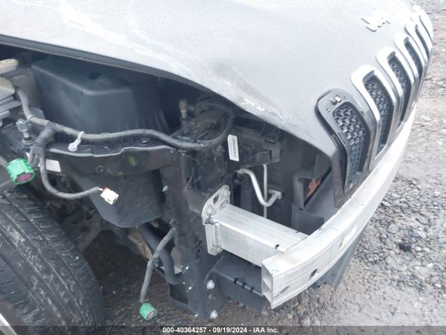 1C4PJLCB7FW782667 Jeep Cherokee Latitude