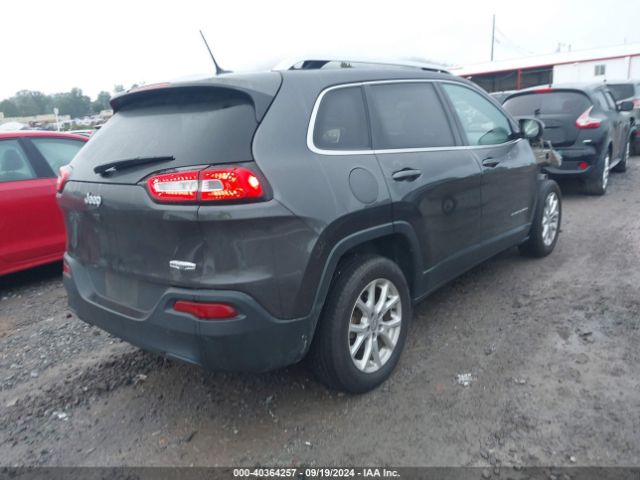 1C4PJLCB7FW782667 Jeep Cherokee Latitude