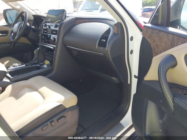 JN8AZ2AF9N9742199 Infiniti Qx80 Premium Select
