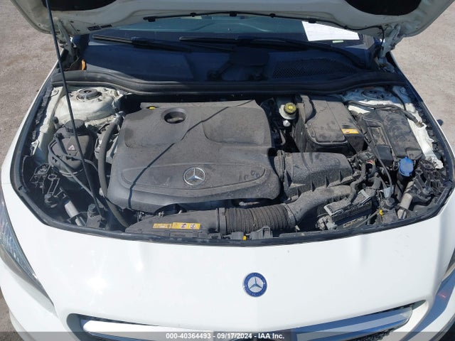 WDDSJ4EB4FN176896 Mercedes-Benz CLA 250