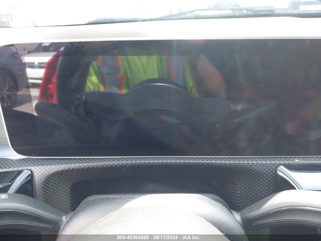 WDD3G4EB4LW041605 Mercedes-Benz A 220
