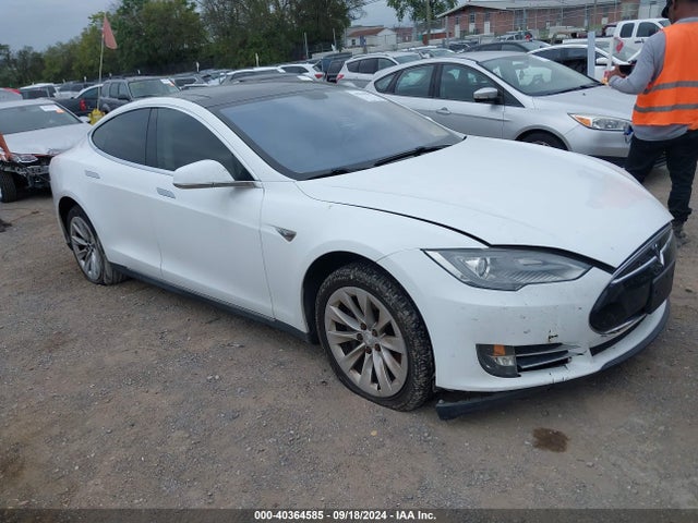 2013 TESLA MODEL S 5YJSA1CG9DFP11241 Photo 0
