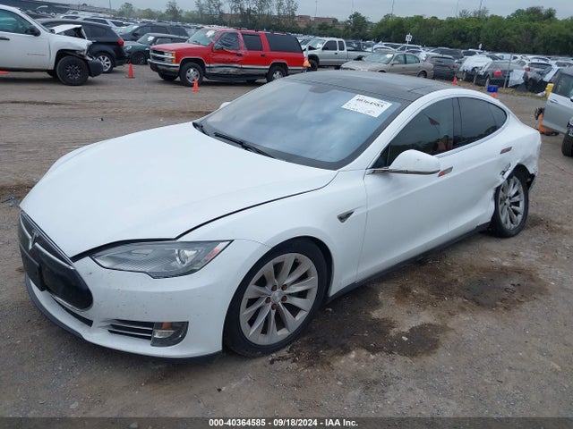 2013 TESLA MODEL S 5YJSA1CG9DFP11241 Photo 1