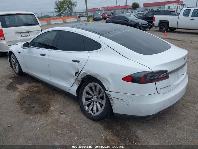 2013 TESLA MODEL S 5YJSA1CG9DFP11241 Photo 2