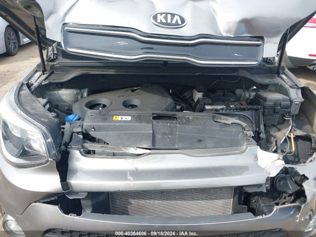 KIA SOUL + 2018 KNDJP3A54J7525387 Image 10