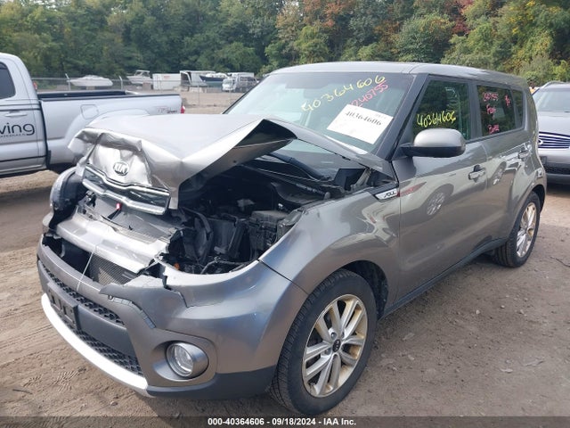 KIA SOUL + 2018 KNDJP3A54J7525387 Image 2