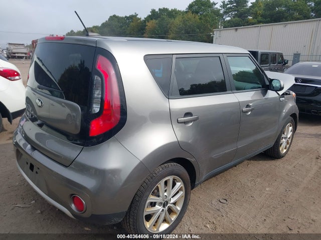 KIA SOUL + 2018 KNDJP3A54J7525387 Image 4