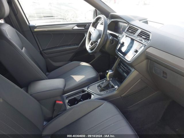 3VVCB7AX8PM103610 Volkswagen Tiguan 2.0t Se R-line Black