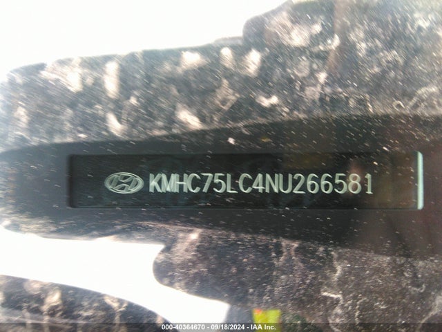 KMHC75LC4NU266581 Hyundai Ioniq Hybrid Se