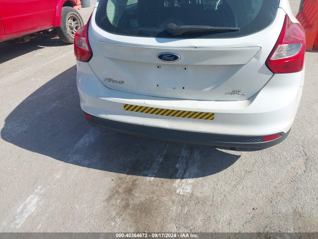 Ford FOCUS SE 2014 1FADP3K25EL219920 Image 6