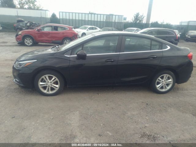 1G1BE5SM5H7208748 Chevrolet Cruze Lt Auto