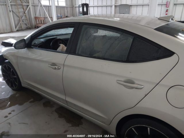 KMHD84LF0HU425588 Hyundai Elantra Value Edition