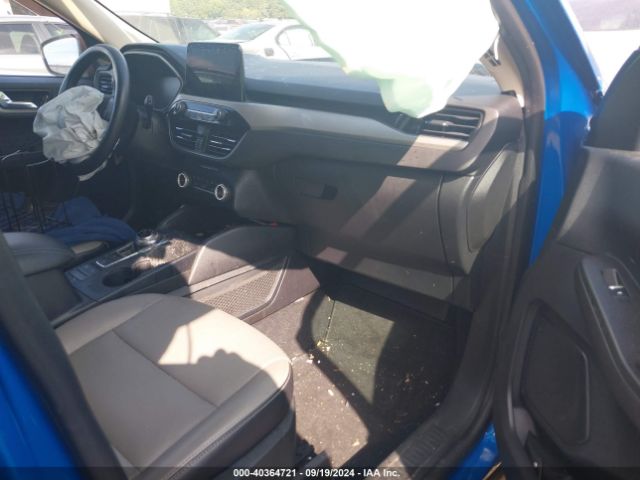 1FMCU9G65LUA29180 Ford ESCAPE SE