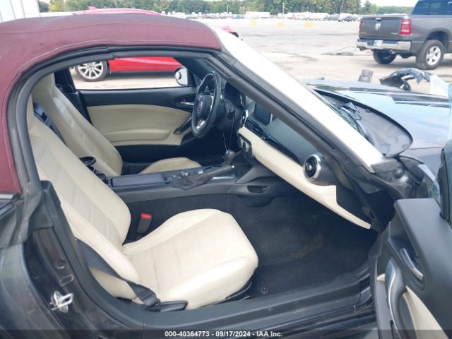 2018 FIAT 124 SPIDER JC1NFAEK2J0138884 Photo 4