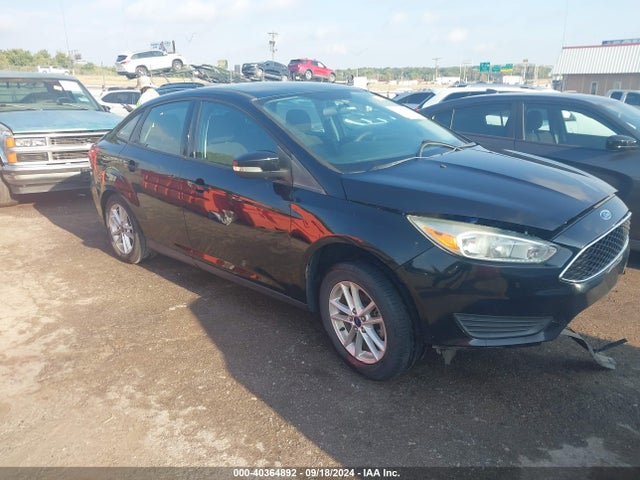 2016 1FADP3F21GL255343 main image