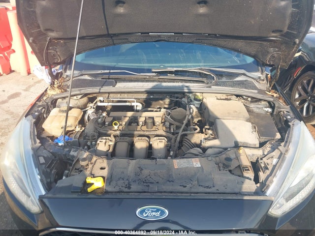 Ford FOCUS SE 2016 1FADP3F21GL255343 Image 10