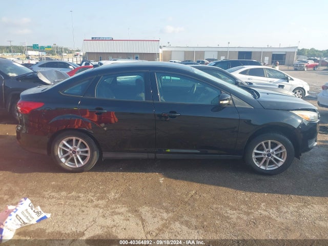 Ford FOCUS SE 2016 1FADP3F21GL255343 Image 14