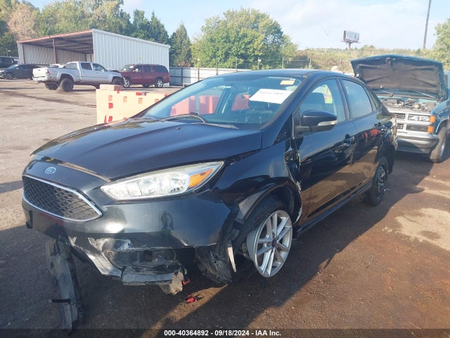 Ford FOCUS SE 2016 1FADP3F21GL255343 Image 2