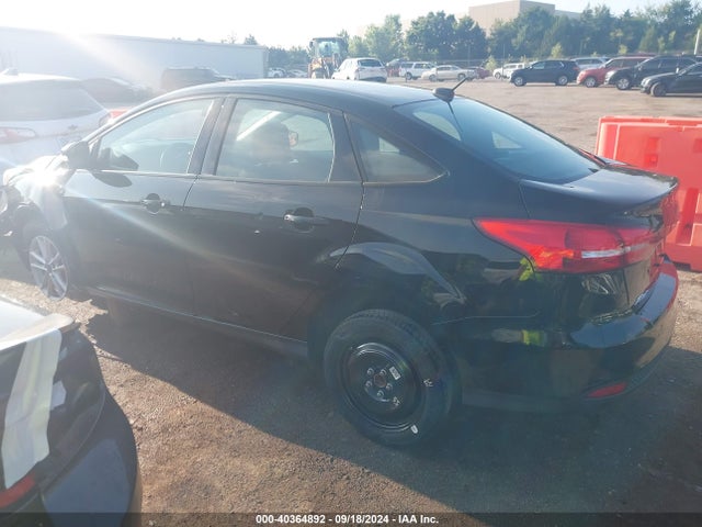 Ford FOCUS SE 2016 1FADP3F21GL255343 Image 3