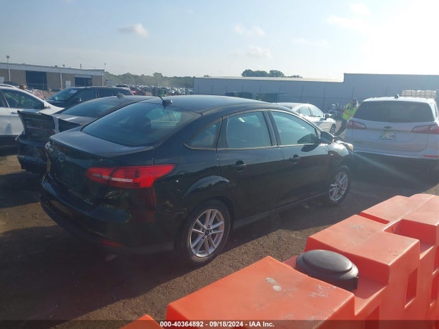Ford FOCUS SE 2016 1FADP3F21GL255343 Image 4
