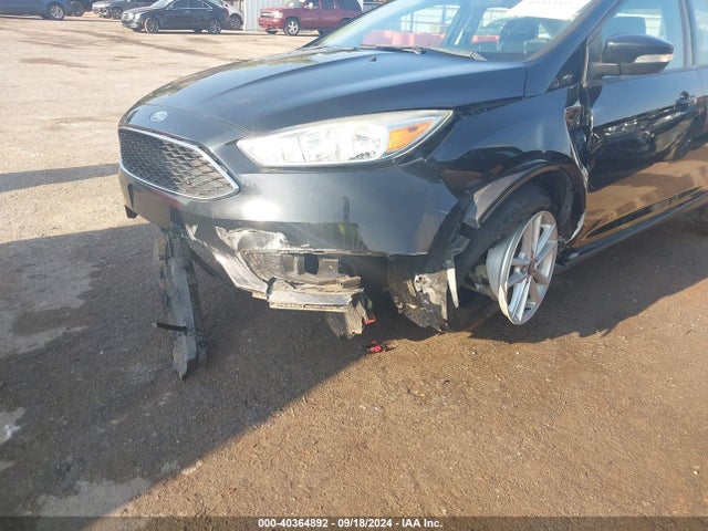 Ford FOCUS SE 2016 1FADP3F21GL255343 Image 6