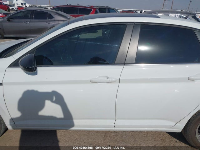 Volkswagen 1.4 tsi 2019 3VWCB7BU2KM272661 Image 30