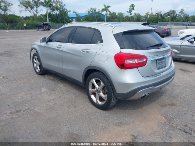 WDCTG4EB0JJ457083 Mercedes-Benz GLA 250