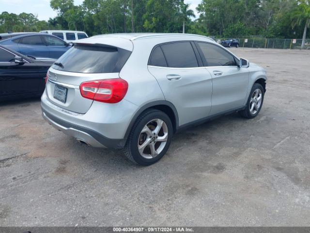 WDCTG4EB0JJ457083 Mercedes-Benz GLA 250